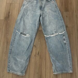 GAP Women's Relaxed Distressed Blue Jeans